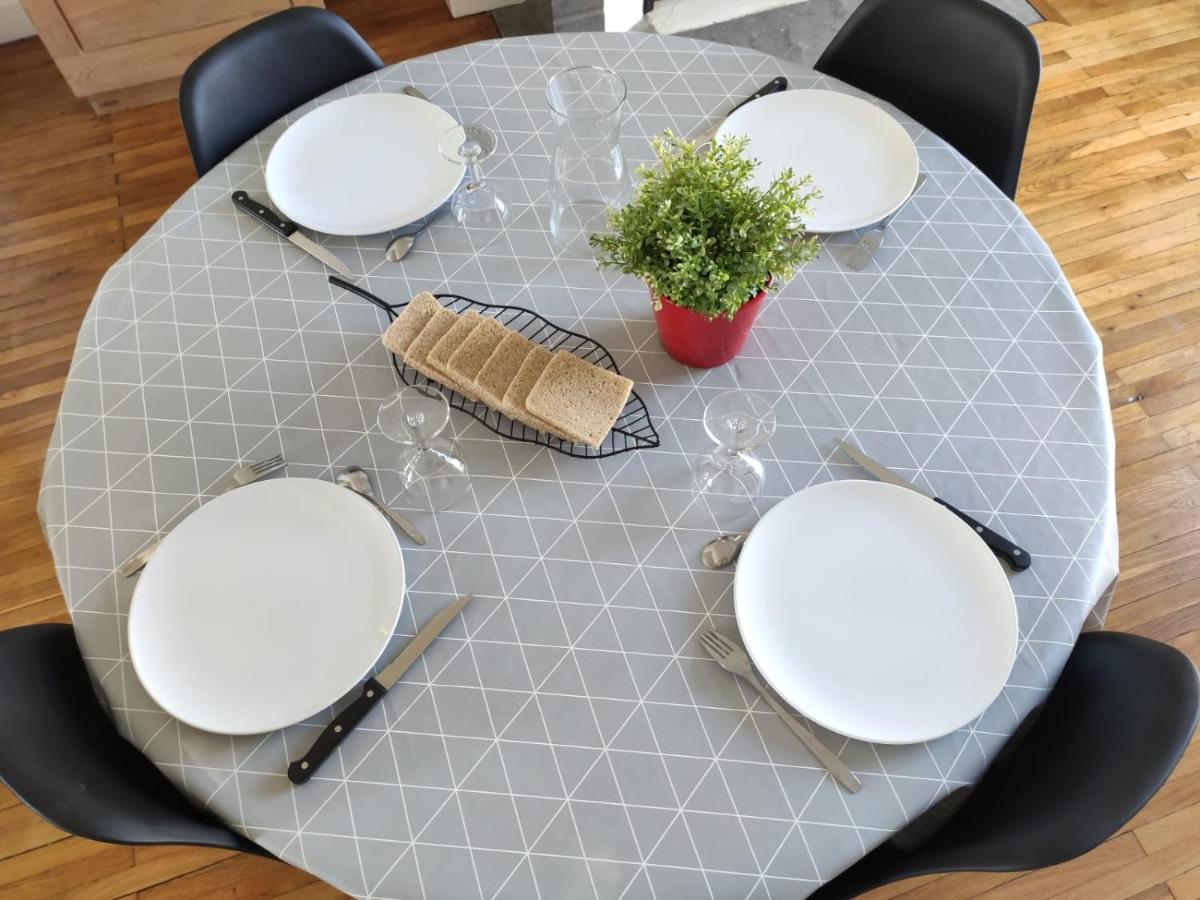 Appartement 1-6 Pers Situe Entre Les Ponts Сомюр Екстериор снимка