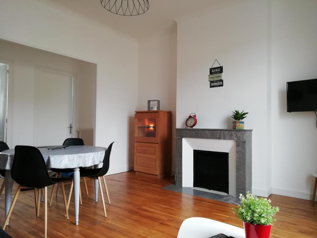Appartement 1-6 Pers Situe Entre Les Ponts Сомюр Екстериор снимка